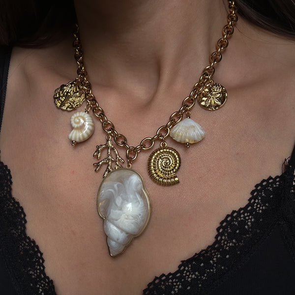 Collier Gros coquillage