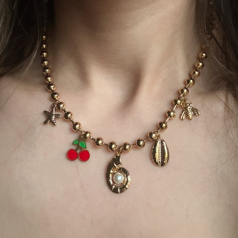 Collier Cherry