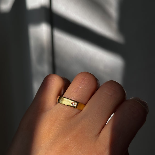 Bague Discrète