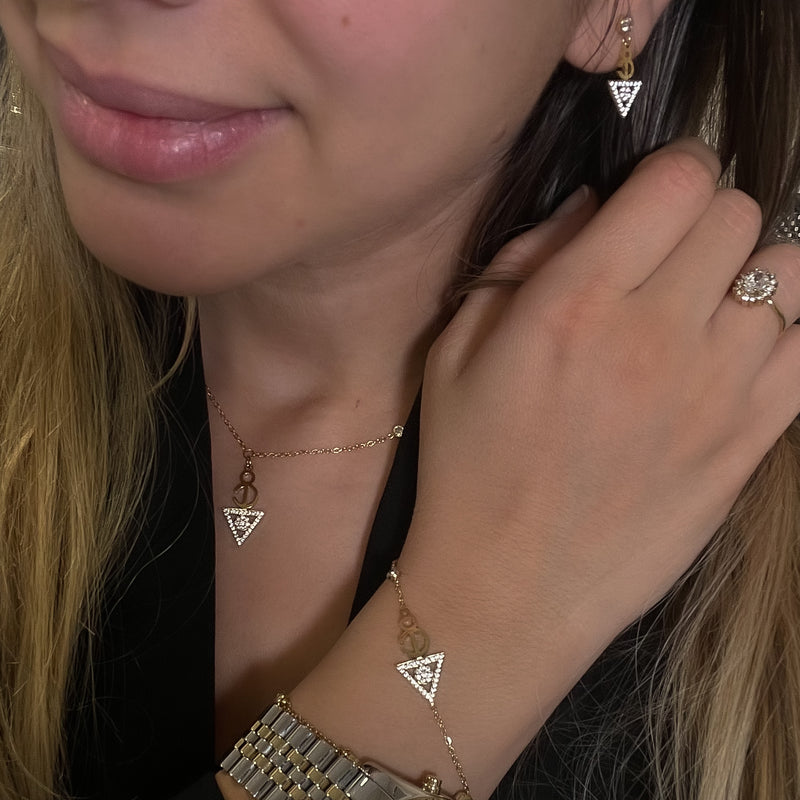 Collier Fibule
