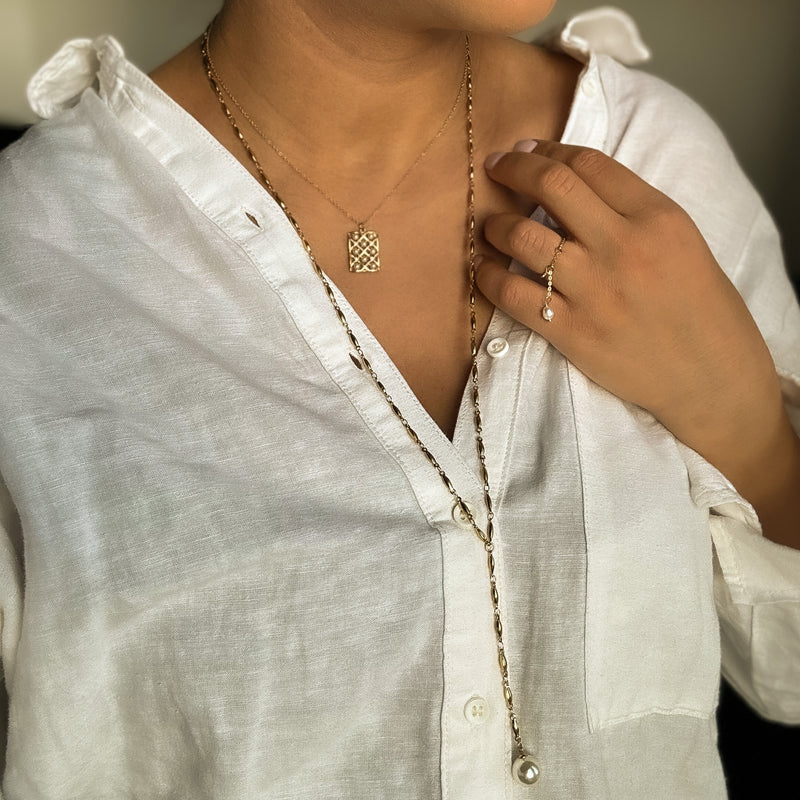 Collier Lamis